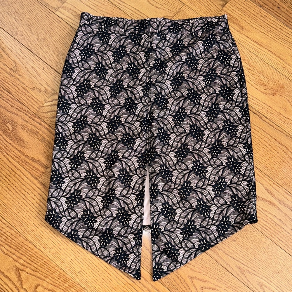 Lilly Pulitzer skirt